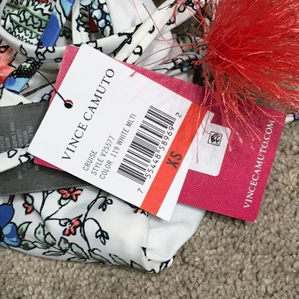 Vince Camuto reversible floral bikini top. NWT